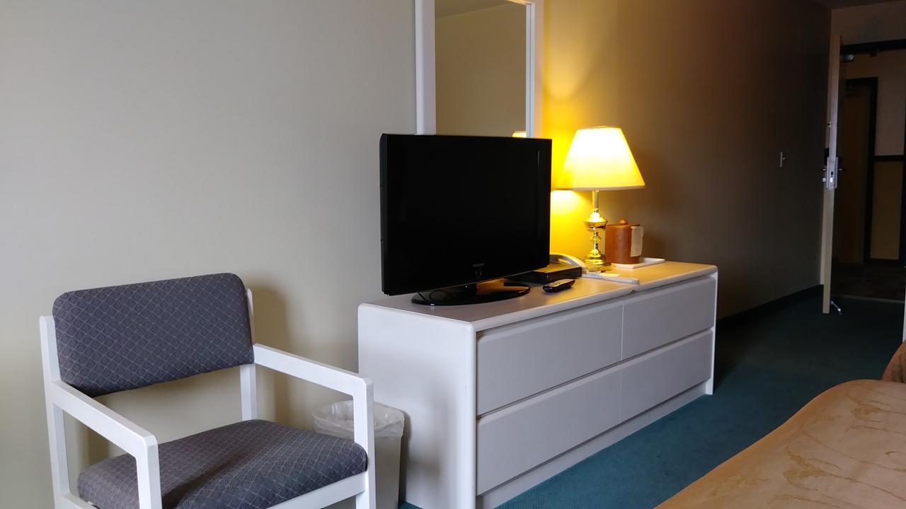 George Mountain View Hotel & Resto Merritt Eksteriør bilde