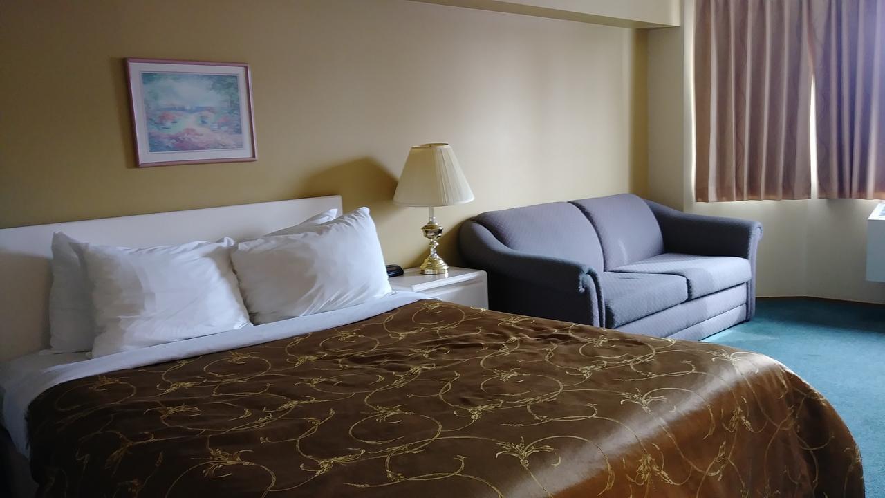 George Mountain View Hotel & Resto Merritt Eksteriør bilde